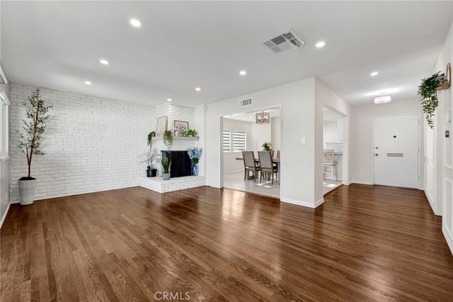 19116 Napa Street, Northridge, CA 91324