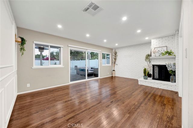19116 Napa Street, Northridge, CA 91324