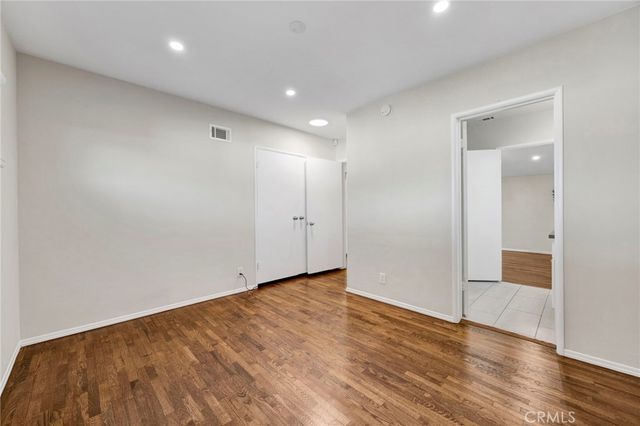19116 Napa Street, Northridge, CA 91324