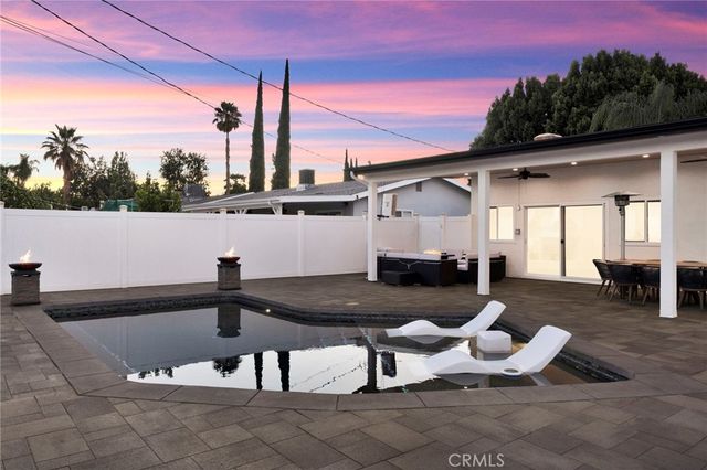 19116 Napa Street, Northridge, CA 91324