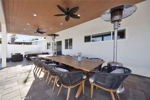 19116 Napa Street, Northridge, CA 91324