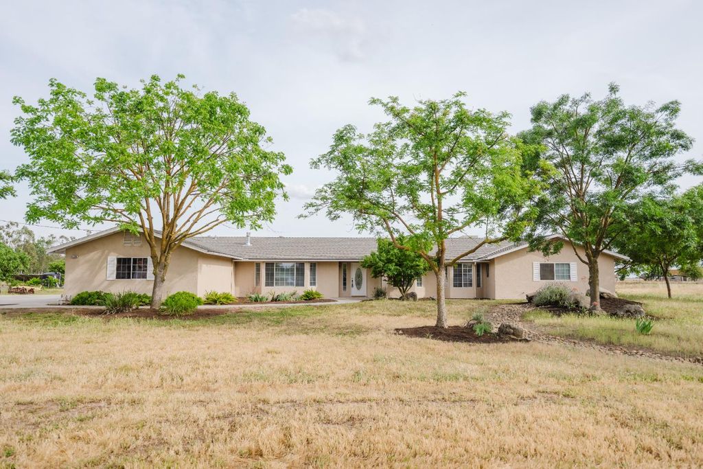 41358 Avenue 14, Madera, CA 93636