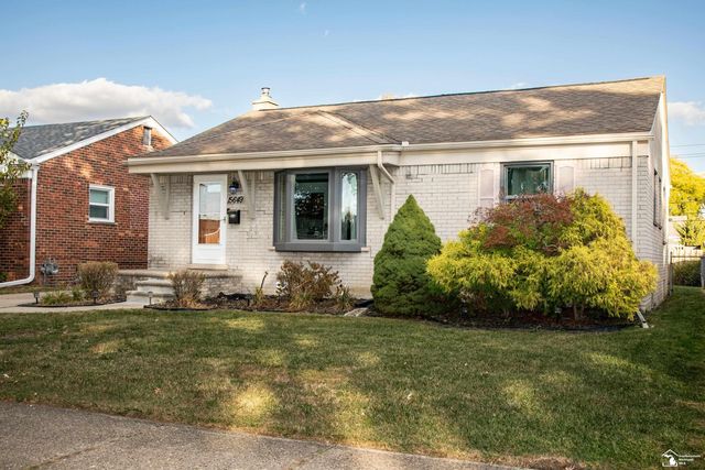 15649 Churchill Street, Southgate, MI 48195