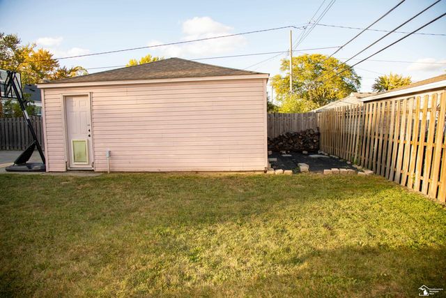 15649 Churchill Street, Southgate, MI 48195