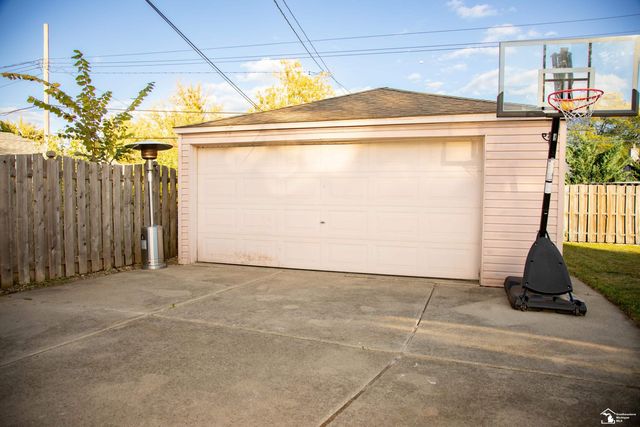 15649 Churchill Street, Southgate, MI 48195