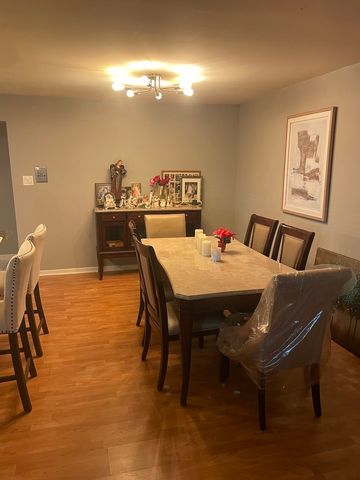 10403 S Keating Avenue 1C, Oak Lawn, IL 60453