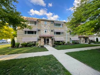 10403 S Keating Avenue 1C, Oak Lawn, IL 60453