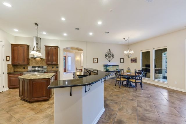 2609 Camel TRL, New Braunfels, TX 78132