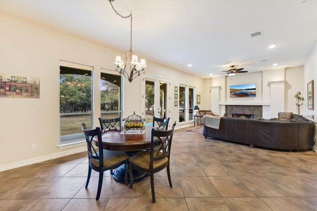 2609 Camel TRL, New Braunfels, TX 78132