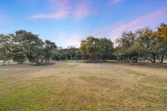 2609 Camel TRL, New Braunfels, TX 78132