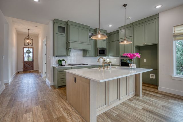 13108 Crestmoor Drive, Frisco, TX 75035
