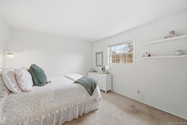 1 Anne Place, Pleasantville, NY 10570