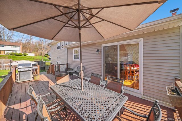 1 Anne Place, Pleasantville, NY 10570