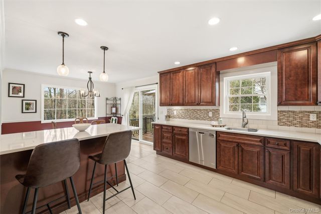 1 Anne Place, Pleasantville, NY 10570