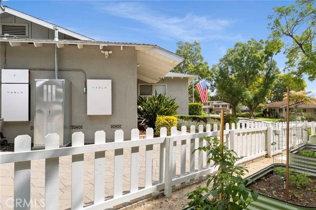 13913 Sunset Dr, Whittier, CA 90602