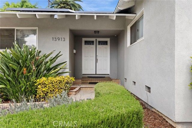 13913 Sunset Dr, Whittier, CA 90602