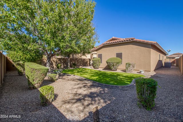 975 W HEATHERWOOD Street, Queen Creek, AZ 85140