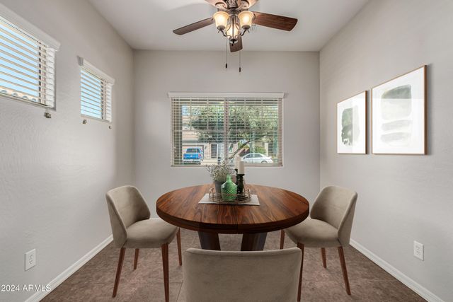 975 W HEATHERWOOD Street, Queen Creek, AZ 85140