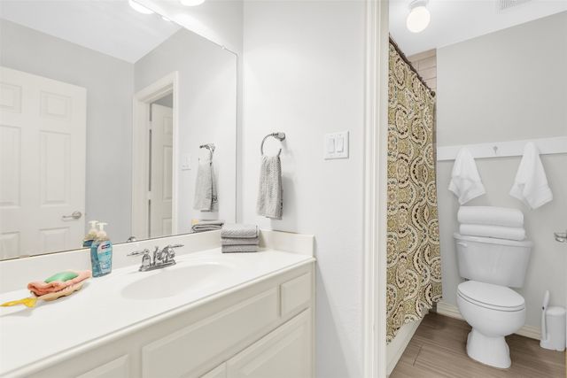 2400 Greymoore Drive, Frisco, TX 75034