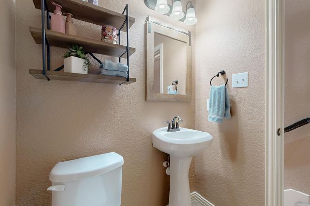 6948 Carrington Lane, Fort Worth, TX 76137