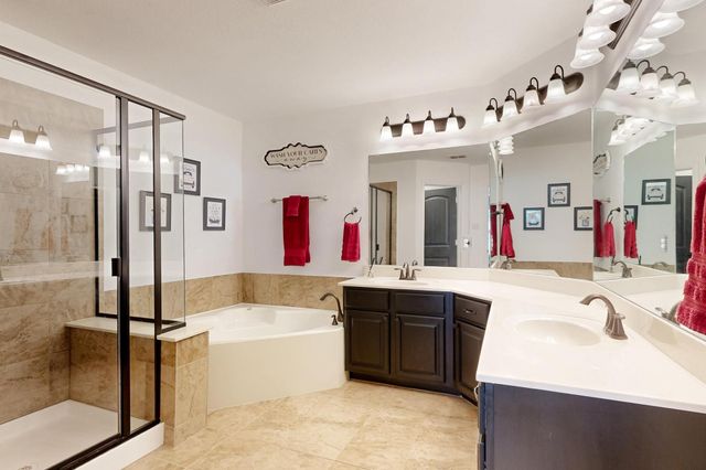 6948 Carrington Lane, Fort Worth, TX 76137