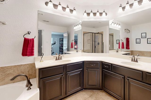 6948 Carrington Lane, Fort Worth, TX 76137