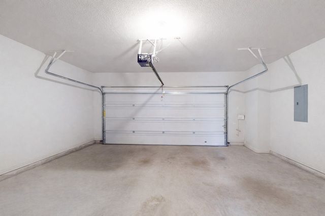 6948 Carrington Lane, Fort Worth, TX 76137