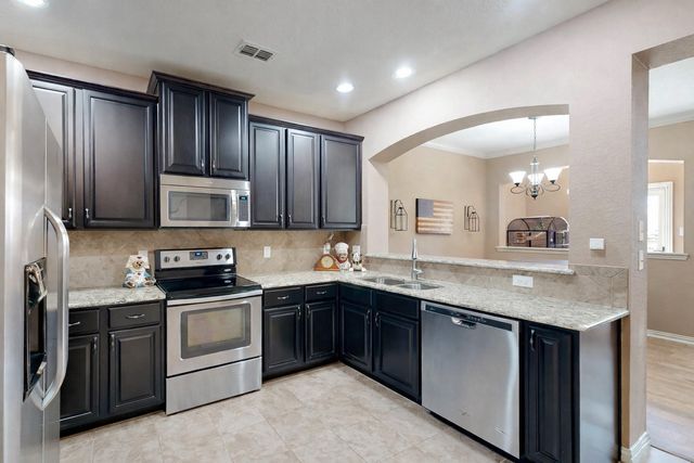 6948 Carrington Lane, Fort Worth, TX 76137