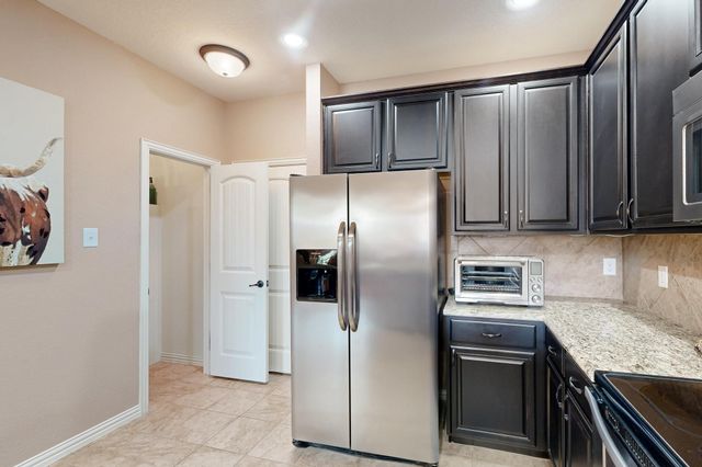 6948 Carrington Lane, Fort Worth, TX 76137