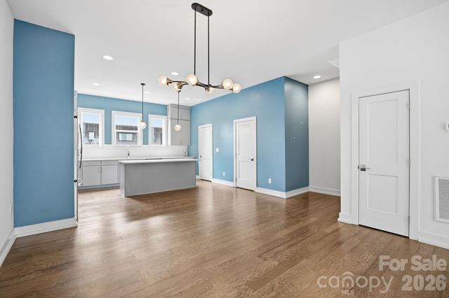 1207 E 36th Street 6, Charlotte, NC 28205