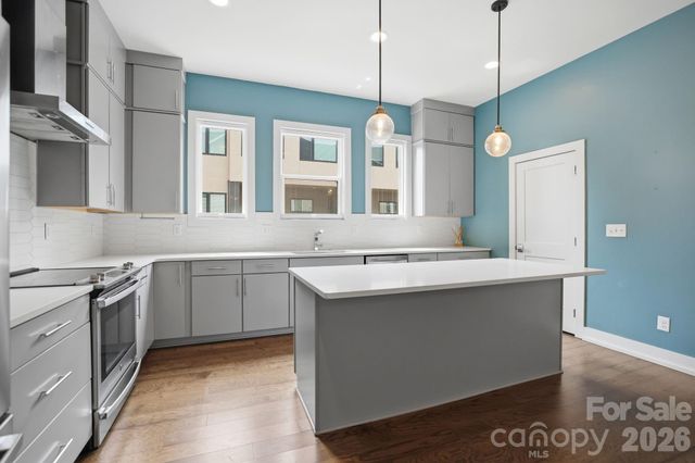 1207 E 36th Street 6, Charlotte, NC 28205