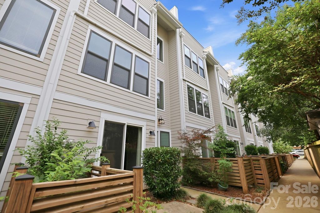1207 E 36th Street 6, Charlotte, NC 28205