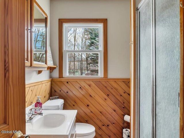 3689 NY Highway 2, Brunswick, NY 12052