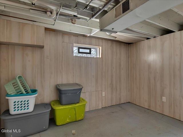 3689 NY Highway 2, Brunswick, NY 12052