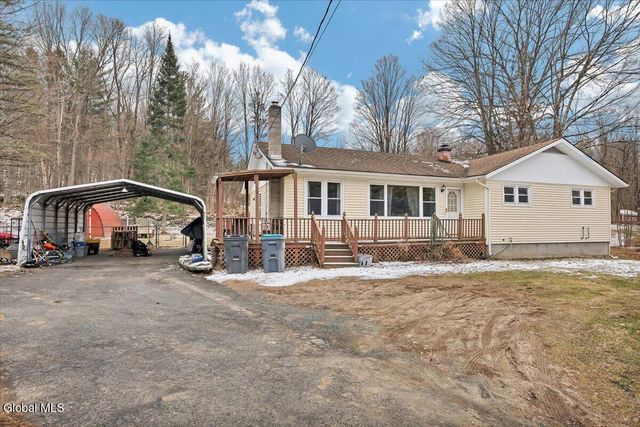 3689 NY Highway 2, Brunswick, NY 12052