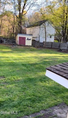 3689 NY Highway 2, Brunswick, NY 12052