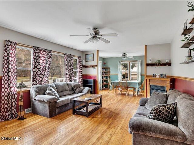 3689 NY Highway 2, Brunswick, NY 12052