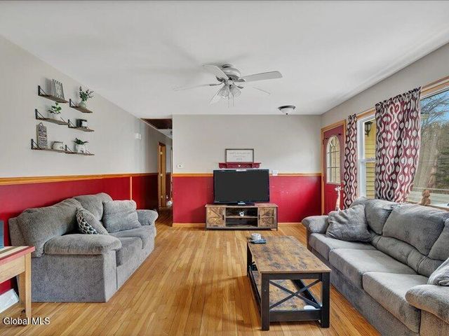 3689 NY Highway 2, Brunswick, NY 12052