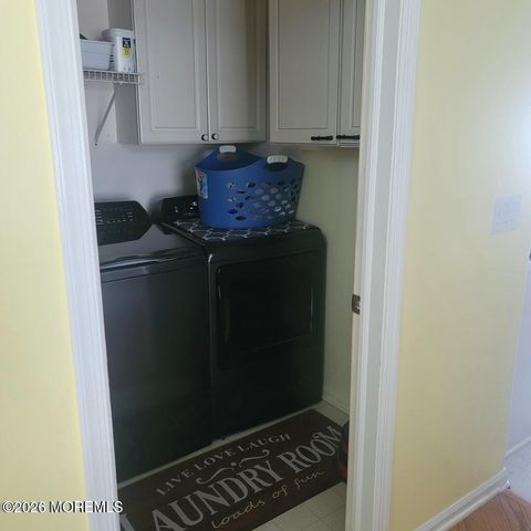 2335 Kira Court, Toms River, NJ 08755