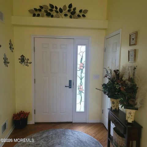 2335 Kira Court, Toms River, NJ 08755