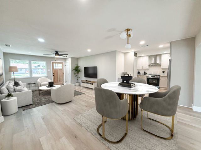 3061 Old North Road, Farmers Branch, TX 75234