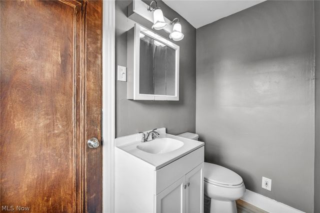330 18th Street, Elyria, OH 44035
