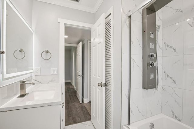 215 17TH STREET NW, Ruskin, FL 33570