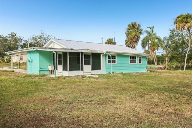 215 17TH STREET NW, Ruskin, FL 33570