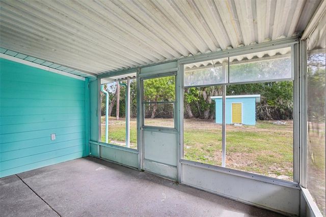 215 17TH STREET NW, Ruskin, FL 33570