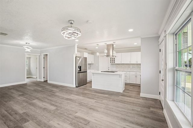 215 17TH STREET NW, Ruskin, FL 33570