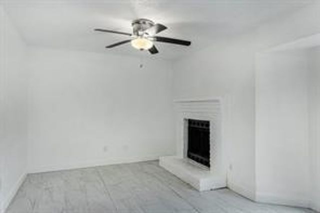 9524 Military Parkway 14004, Dallas, TX 75227