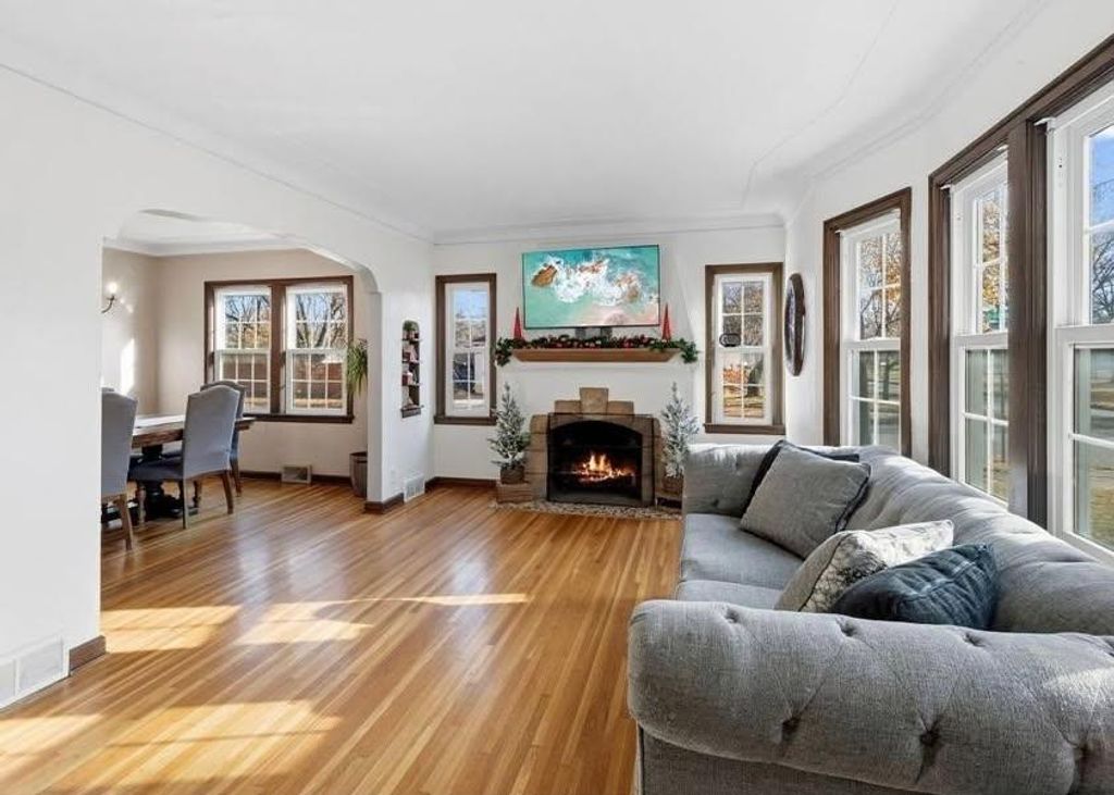 2600 Victory Memorial Drive, Minneapolis, MN 55412