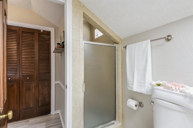 2205 Prestonwood Drive, Arlington, TX 76012