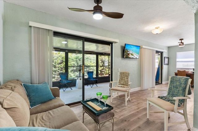 286 LAUREL HOLLOW DRIVE, Nokomis, FL 34275